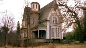 The House by the Cemetery's poster