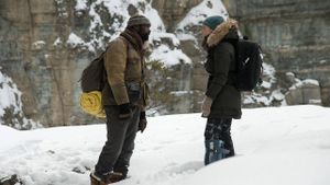 The Mountain Between Us's poster