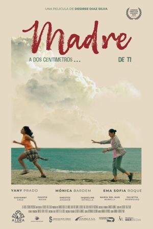 Madre: a dos centímetros de ti's poster
