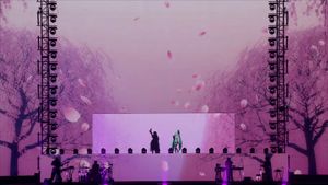 Ado: SPECIAL LIVE 「Heart」's poster
