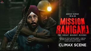 Mission Raniganj's poster