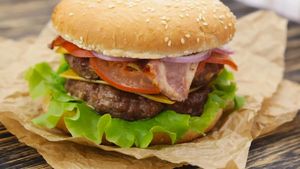 The Junk Food Experiment's poster