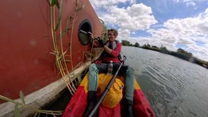Source to Sea down the River Thames WITHOUT Leaving it (Part 4)'s poster