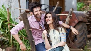 Luka Chuppi's poster