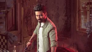 Maaran's poster