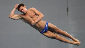 Tom Daley: Diving for Britain's poster