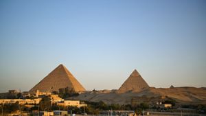Decoding the Great Pyramid's poster