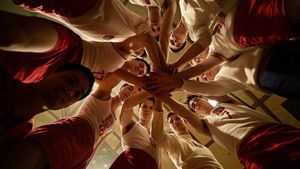 Golden Sting's poster