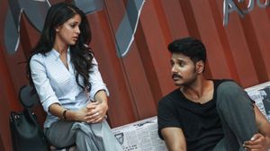 Maayavan's poster