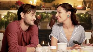 A Date by Christmas Eve's poster