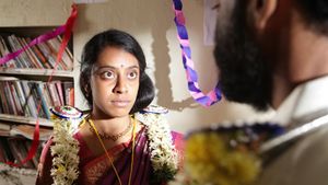 Kuttram Kadithal's poster