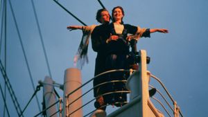 Titanic's poster