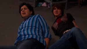 Drake & Josh Go Hollywood's poster