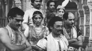 Jaane Bhi Do Yaaro's poster