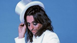 Good to See You Again, Alice Cooper's poster