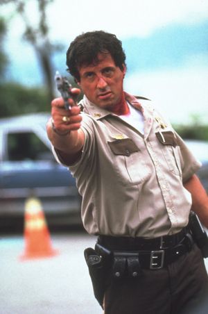 Cop Land's poster