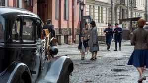 Saving Leningrad's poster
