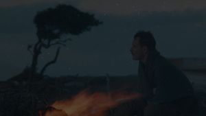 The Light Between Oceans's poster