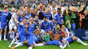Chelsea FC - Double Champions! Season Review 2011/12's poster