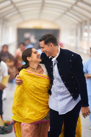 Atrangi Re's poster