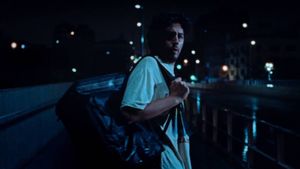 En la noche caminamos solos's poster