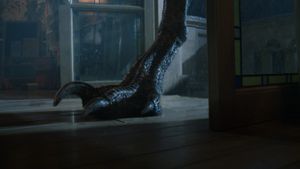 Jurassic World: Fallen Kingdom's poster