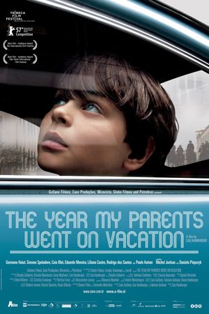 The Year My Parents Went on Vacation's poster