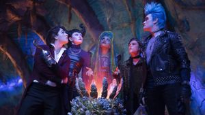 Descendants: The Rise of Red's poster