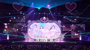 =LOVE 7th ANNIVERSARY PREMIUM CONCERT THE MOVIE's poster