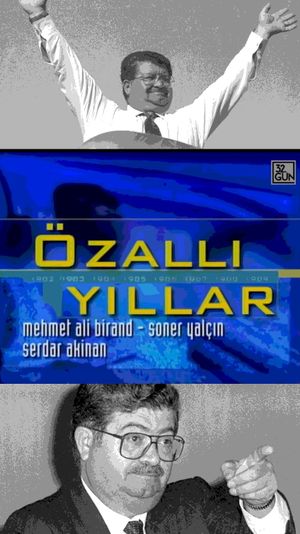 Özallı Yıllar's poster