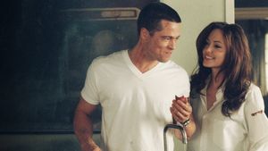 Mr. & Mrs. Smith's poster