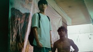 How to Die Young in Manila's poster
