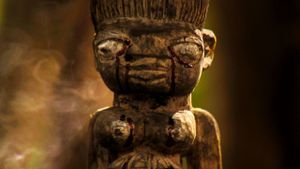The Figurine's poster
