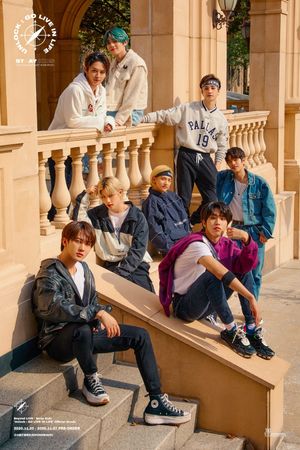 Stray Kids 'Unlock : GO LIVE IN LIFE''s poster