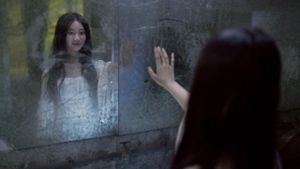 Zhang Zhen's Ghost Stories: The Girl Who Washed Her Face's poster