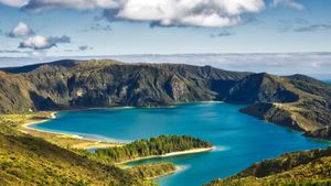 Les Açores, un jardin au coeur de l'océan's poster