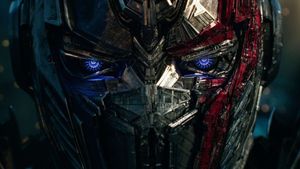 Transformers: The Last Knight's poster