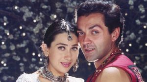 Hum To Mohabbat Karega's poster