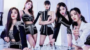 ITZY THE 1ST WORLD TOUR CHECKMATE IN JAPAN's poster