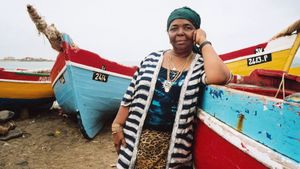 Looking for Cesária Évora's poster