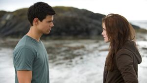 The Twilight Saga: New Moon's poster