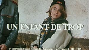 Un enfant de trop's poster
