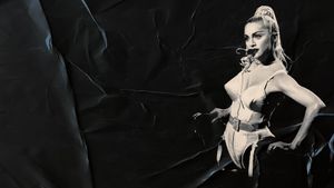 Madonna: Move to the Music's poster