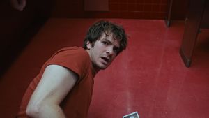 Under the Silver Lake's poster