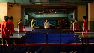 Ready! Serve! Smash!'s poster