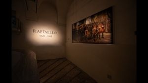 Exhibition on Screen: Raphael Revealed's poster