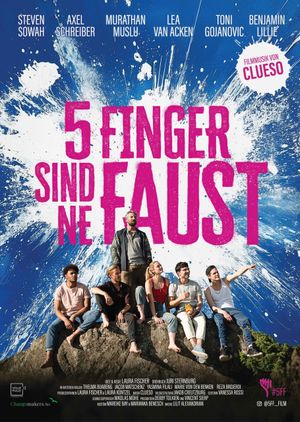 Five Fingers Make a Fist's poster