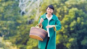 Sue, Mai & Sawa: Righting the Girl Ship's poster