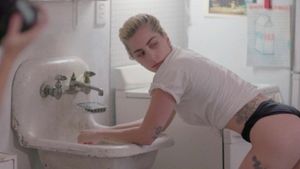 Gaga: Five Foot Two's poster