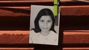 Pupá's poster